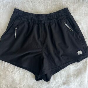 Vuori black dash shorts